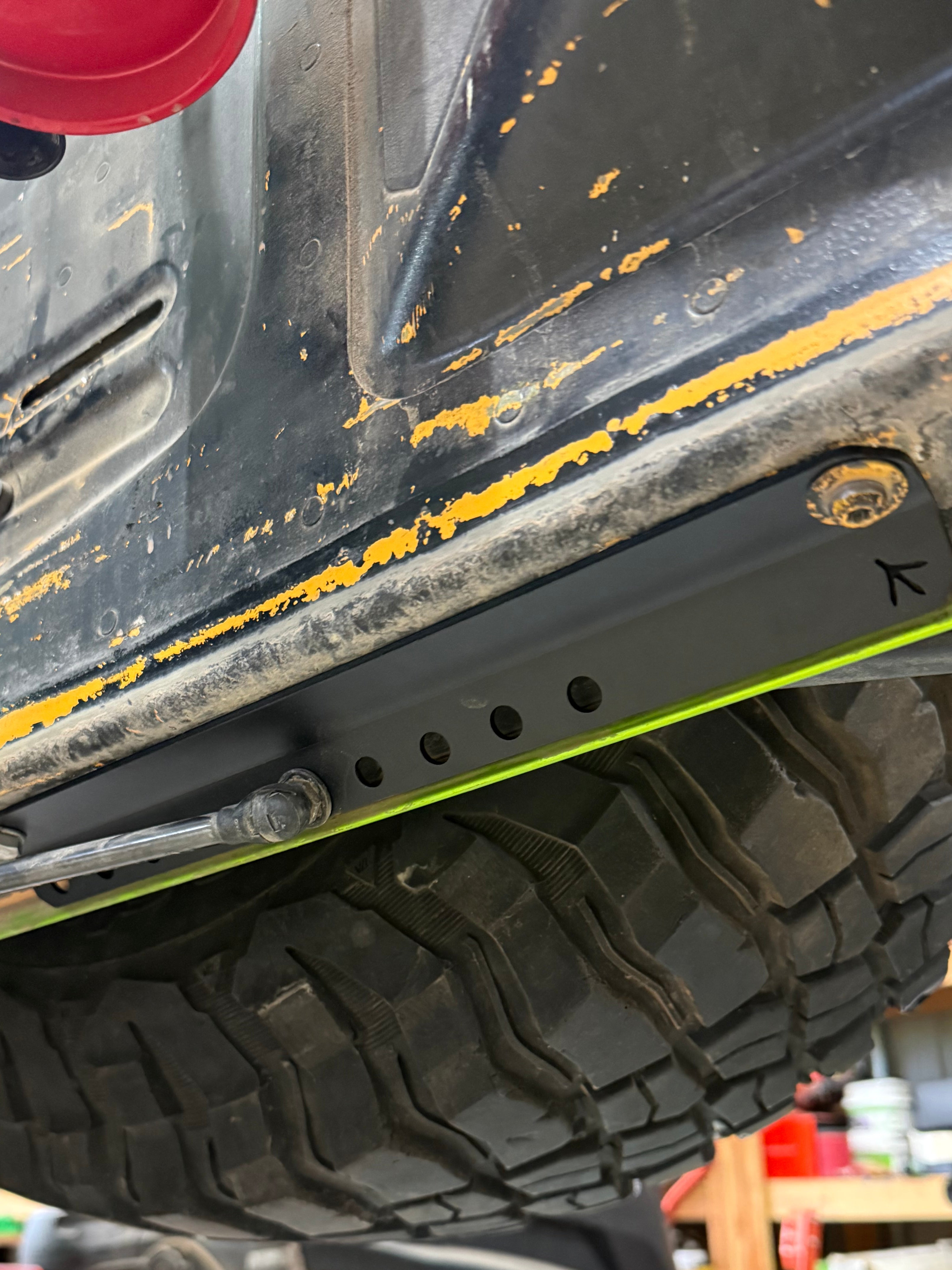 Multi-Point Swing Gate Mounting Bracket for 6th Gen Ford Bronco